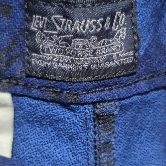 Levi's Blue Chino Shorts - Picture 5 of 5